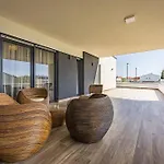 Ula In With Heated Pool, Sauna & Private Tennis Court 빌라