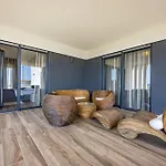 빌라 Ula In With Heated Pool, Sauna & Private Tennis Court 풀라