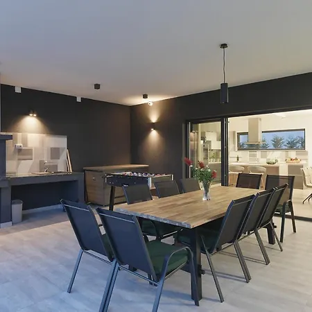 Ula In With Heated Pool And Sauna * Пула