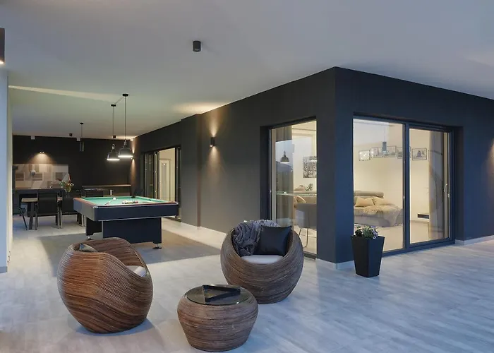 Ula In With Heated Pool And Sauna *