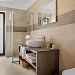 Ula In With Heated Pool, Sauna & Private Tennis Court * פולה