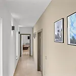 וילה Ula In With Heated Pool, Sauna & Private Tennis Court